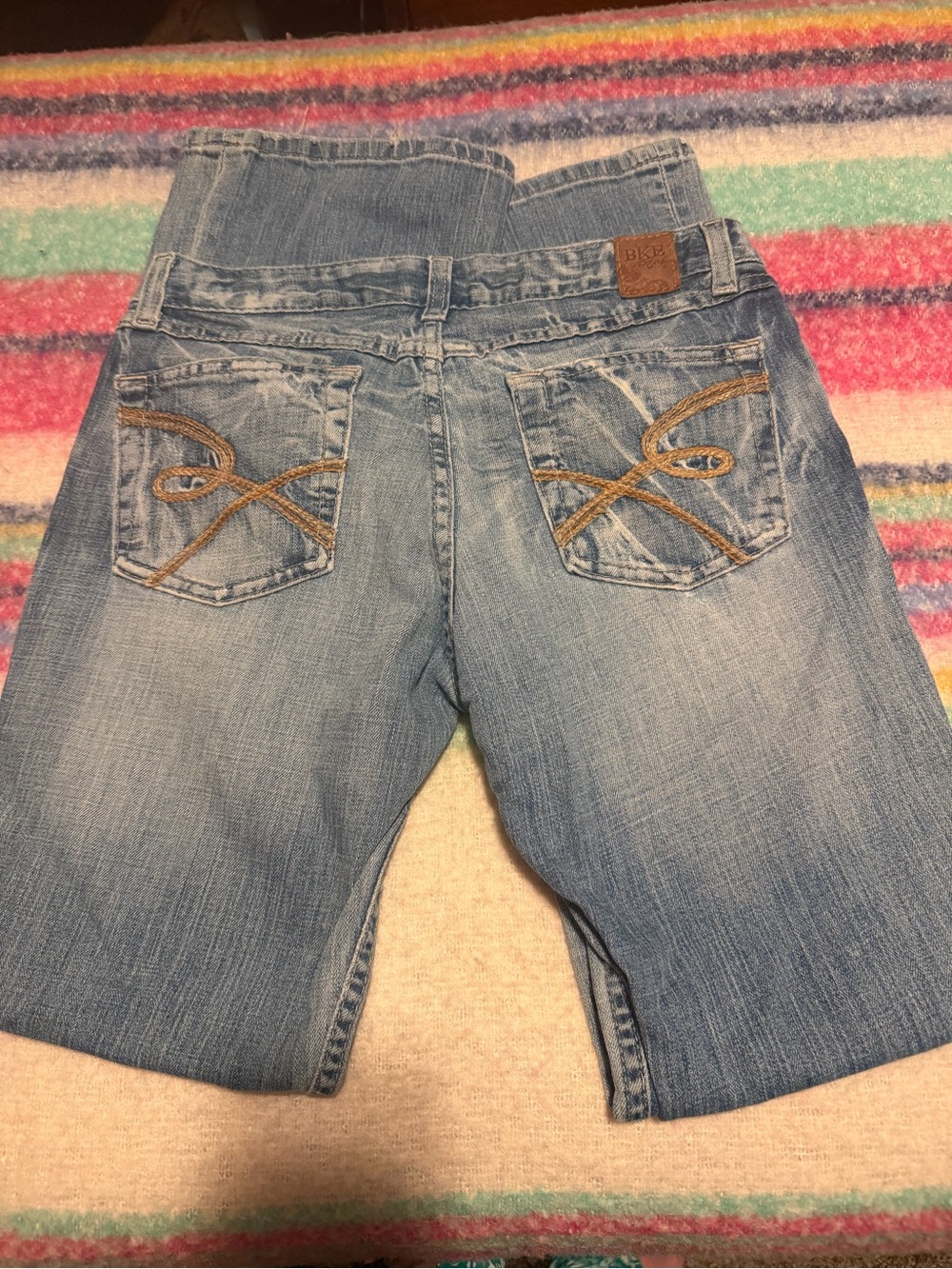 BKE Light Blue Women’s Boyfriend Jeans with Embroidered Back Pockets